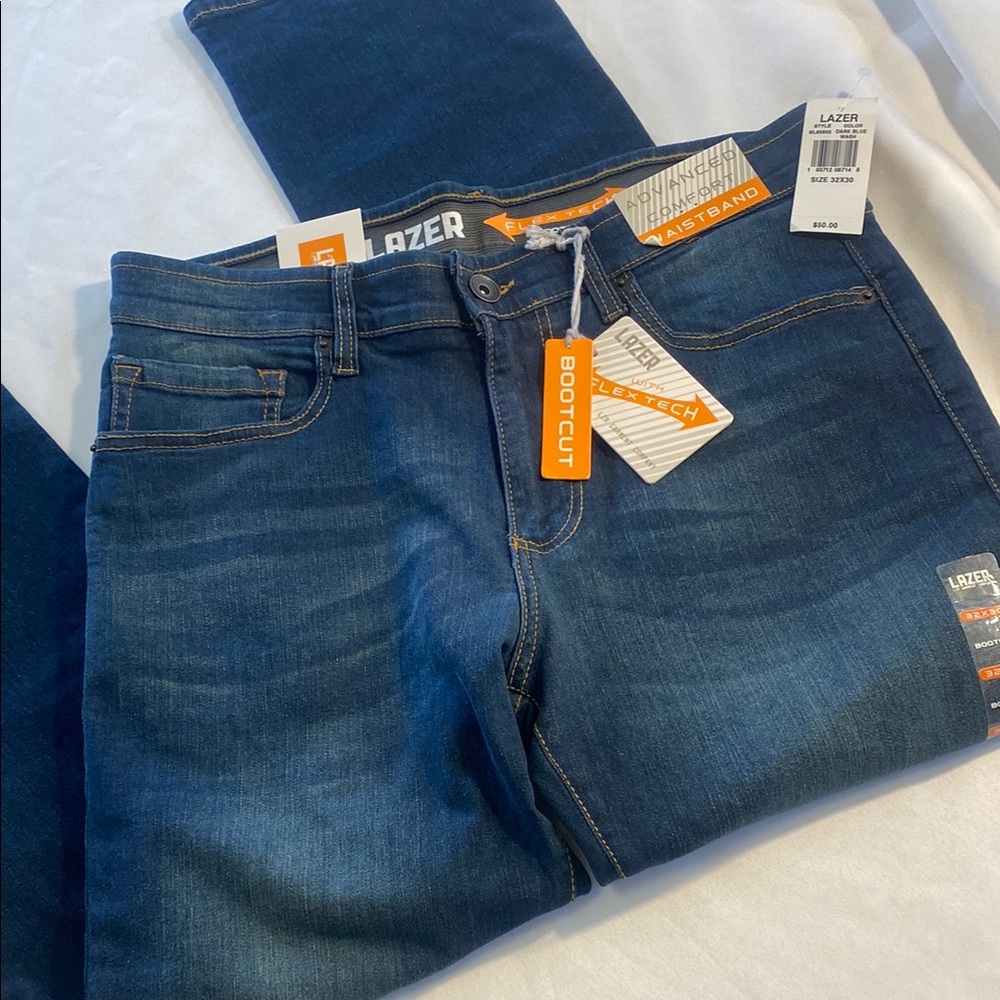 Men’s Lazer Bootcut jeans size 32/30 NWT